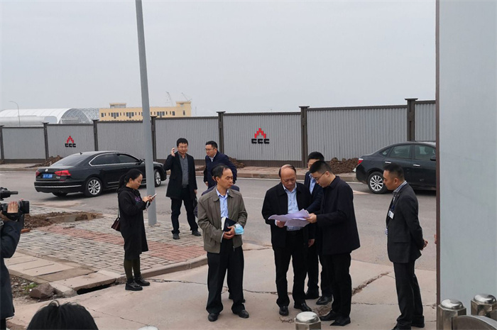 經開區(qū)主任蒲成明一行領導來我司項目視察