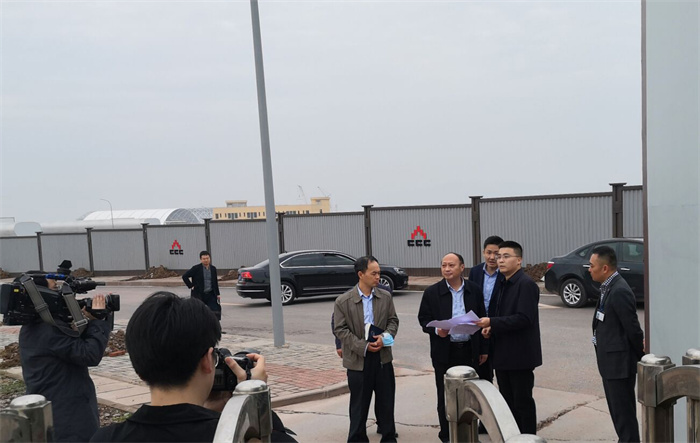 經開區(qū)主任蒲成明一行領導來我司項目視察